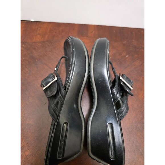 Cole Haan Women's Black Leather Buckle Strap Sandals Size 5.5B - Picture 7 of 9